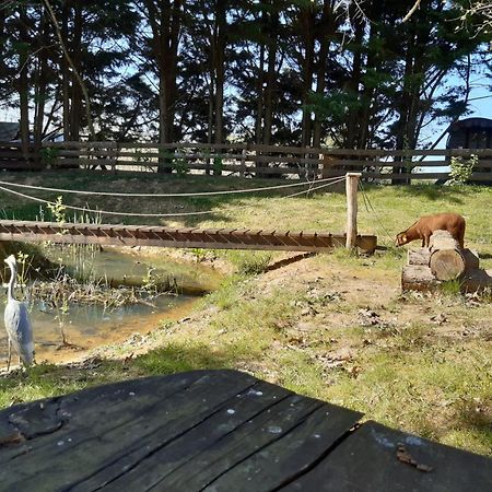Tente Trappeur Ada, Au Jardin De La Vouivre Saint-Vincent-en-Bresse Luaran gambar